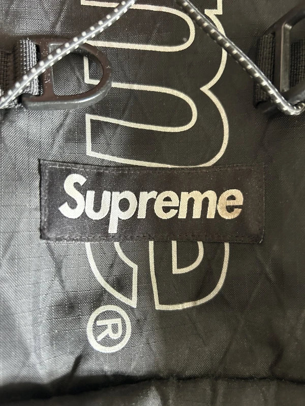Supreme FW18 Backpack