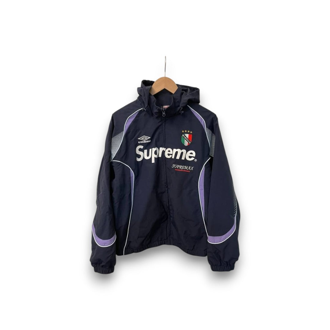 Conjunto Supreme X Umbro